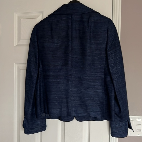 Akris Punto navy blue blazer. - Picture 6 of 6